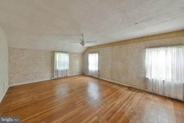 420 FOREST HILLS AVE, Philadelphia, PA 19116