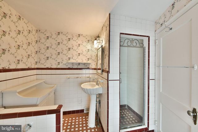 420 FOREST HILLS AVE, Philadelphia, PA 19116