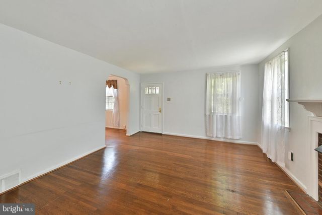 420 FOREST HILLS AVE, Philadelphia, PA 19116