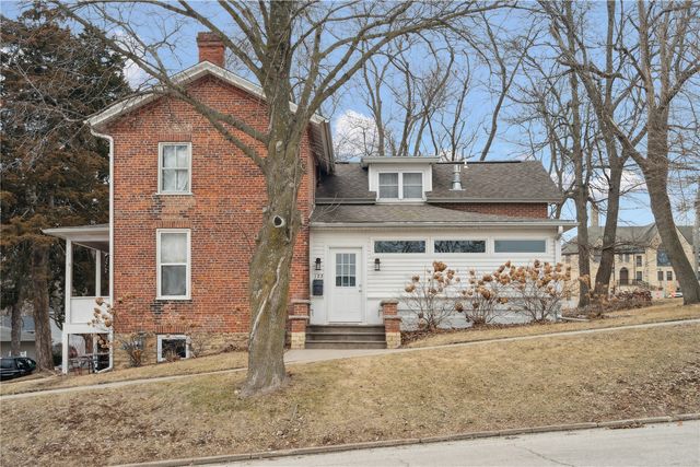 123 2nd Ave SW, Mt Vernon, IA 52314