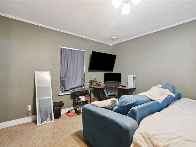 123 2nd Ave SW, Mt Vernon, IA 52314