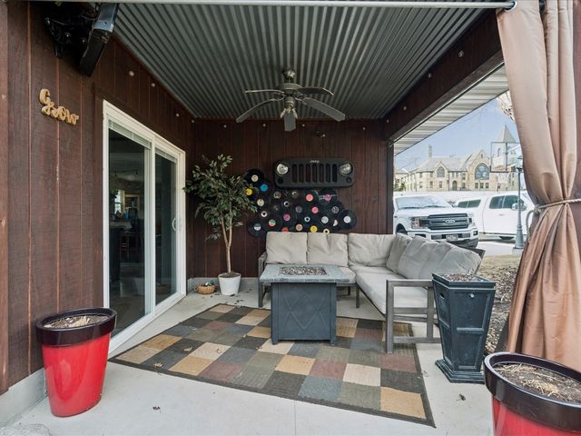 123 2nd Ave SW, Mt Vernon, IA 52314