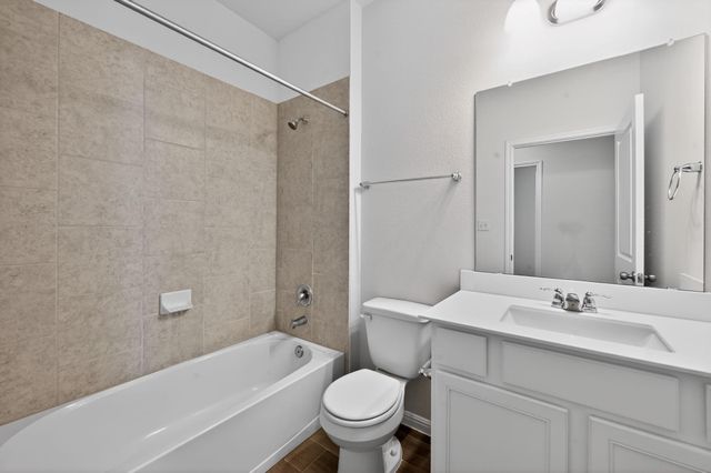 221 Arabian Colt DR, Georgetown, TX 78626