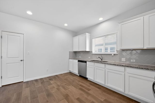 221 Arabian Colt DR, Georgetown, TX 78626