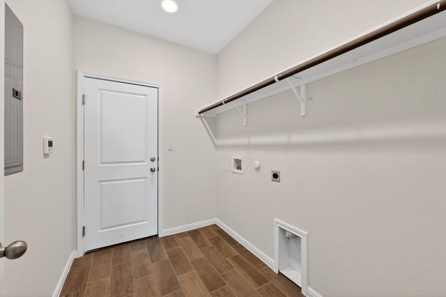 221 Arabian Colt DR, Georgetown, TX 78626