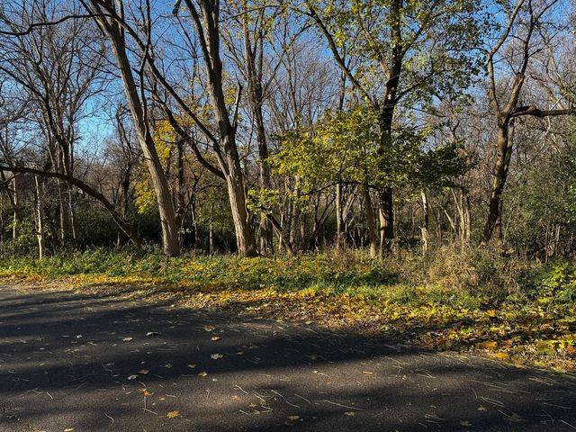 21260 N Prestwick Drive, Barrington, IL 60010