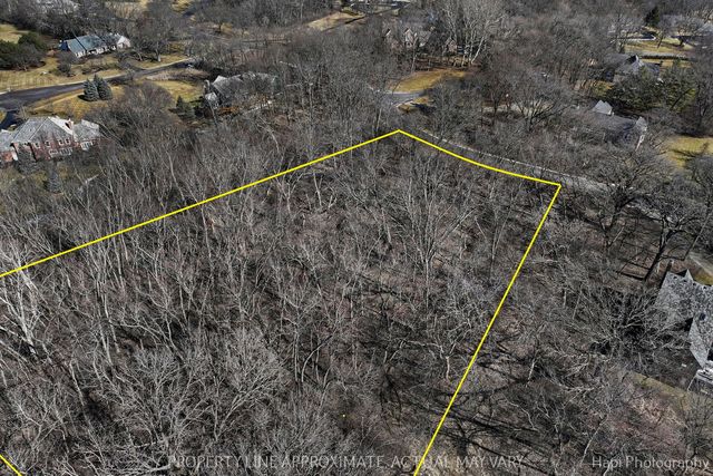 21260 N Prestwick Drive, Barrington, IL 60010