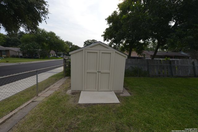 10918 LANDS RUN ST, San Antonio, TX 78230