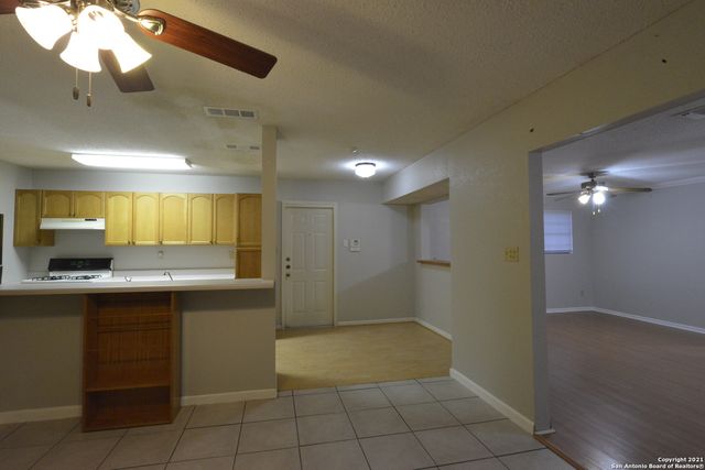 10918 LANDS RUN ST, San Antonio, TX 78230