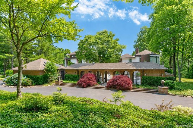 235 Cleft Road, Mill Neck, NY 11765