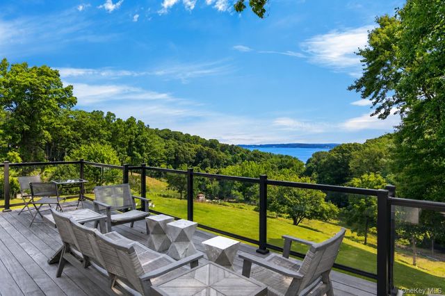 235 Cleft Road, Mill Neck, NY 11765