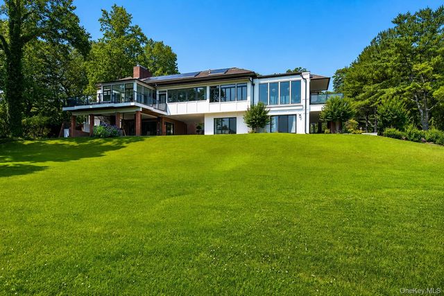 235 Cleft Road, Mill Neck, NY 11765