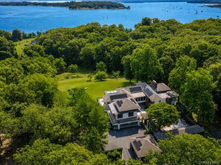 235 Cleft Road, Mill Neck, NY 11765