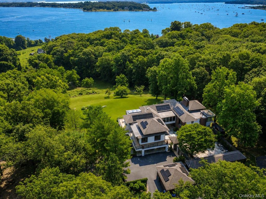 235 Cleft Road, Mill Neck, NY 11765