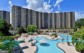 205 YOAKUM PKWY #823, Alexandria, VA 22304