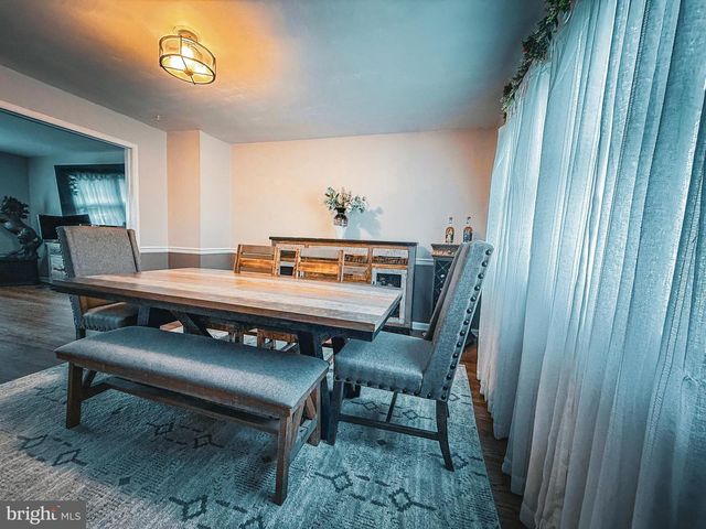 16 CHARTER OAK LANE, Marlton, NJ 08053
