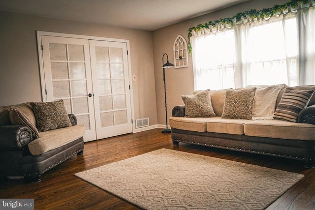 16 CHARTER OAK LANE, Marlton, NJ 08053