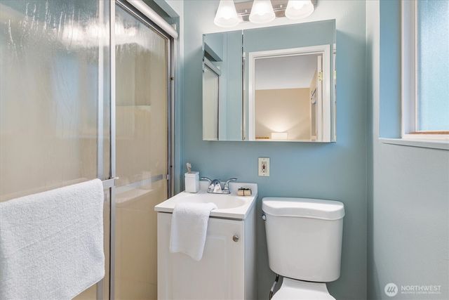 18416 16th Avenue NE, Shoreline, WA 98155