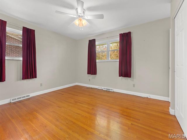 16 Melwood Drive, Belleville, IL 62223
