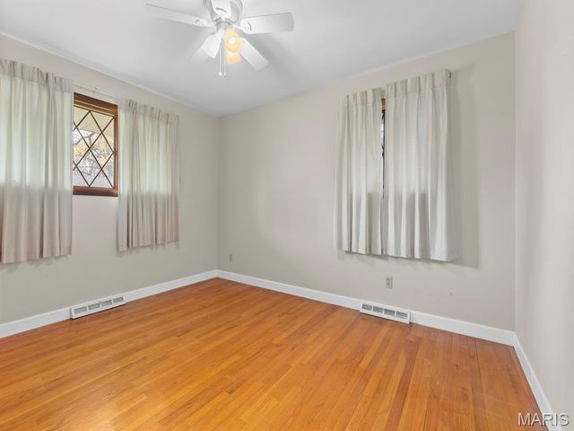 16 Melwood Drive, Belleville, IL 62223