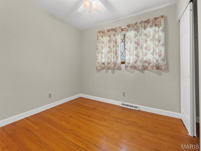 16 Melwood Drive, Belleville, IL 62223