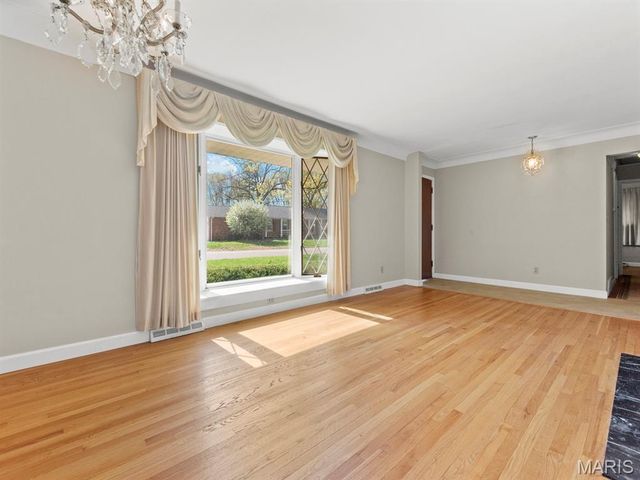 16 Melwood Drive, Belleville, IL 62223