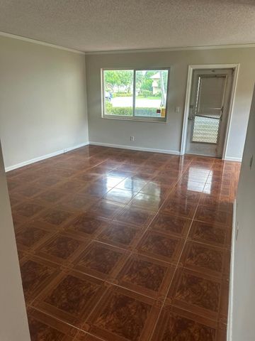 193 Chatham J, West Palm Beach, FL 33417