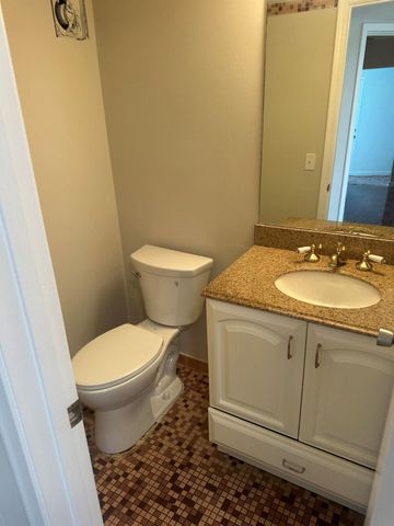 193 Chatham J, West Palm Beach, FL 33417