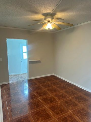 193 Chatham J, West Palm Beach, FL 33417