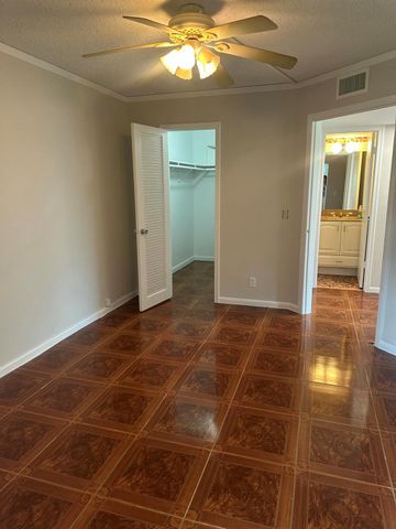 193 Chatham J, West Palm Beach, FL 33417