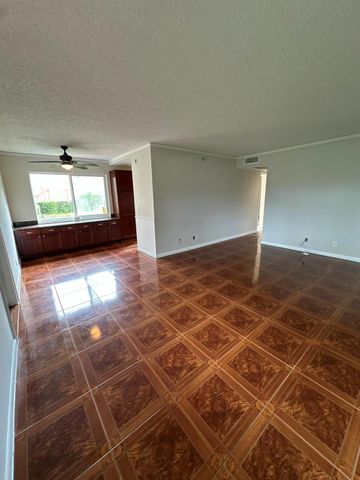 193 Chatham J, West Palm Beach, FL 33417