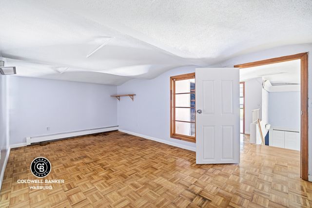 309 E 108th St Apt 5C, New York City, NY 10029