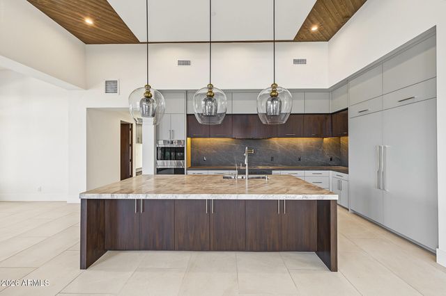 10974 E OLD TRAILS Road, Scottsdale, AZ 85262