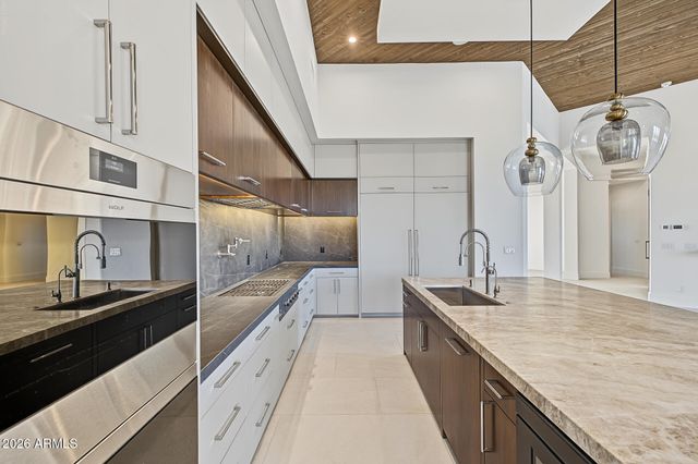 10974 E OLD TRAILS Road, Scottsdale, AZ 85262