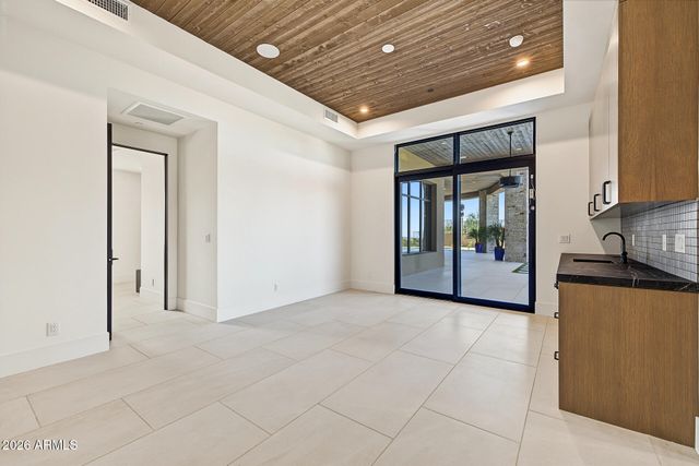 10974 E OLD TRAILS Road, Scottsdale, AZ 85262