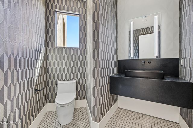 10974 E OLD TRAILS Road, Scottsdale, AZ 85262
