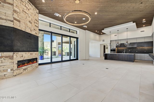 10974 E OLD TRAILS Road, Scottsdale, AZ 85262