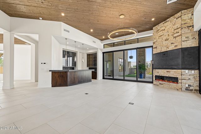 10974 E OLD TRAILS Road, Scottsdale, AZ 85262