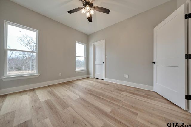 606 Prince Ln, Tyler, TX 75704