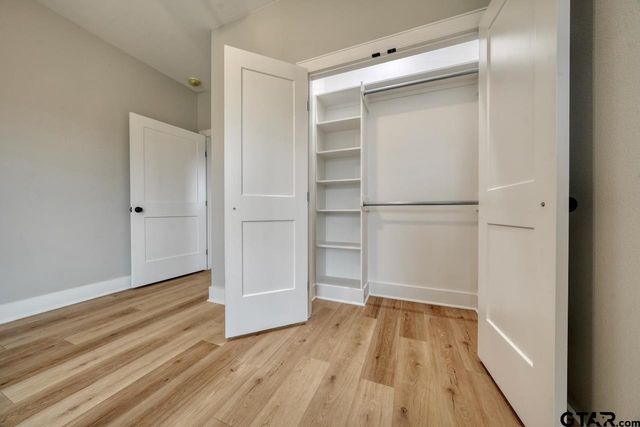 606 Prince Ln, Tyler, TX 75704