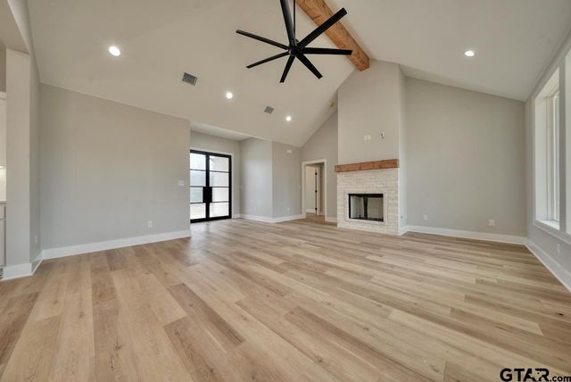 606 Prince Ln, Tyler, TX 75704