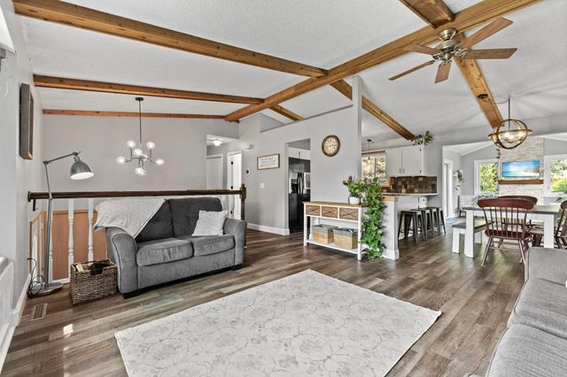 11010 Xylon Lane N, Champlin, MN 55316