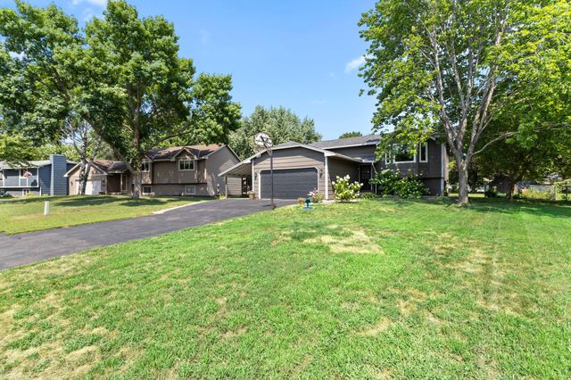 11010 Xylon Lane N, Champlin, MN 55316
