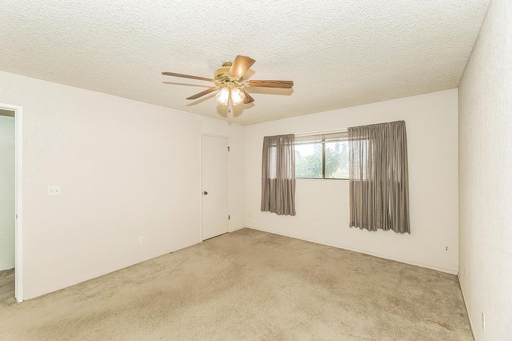 Image 14 of property listing at 2793 W San Madele Avenue, Fresno, CA 93711