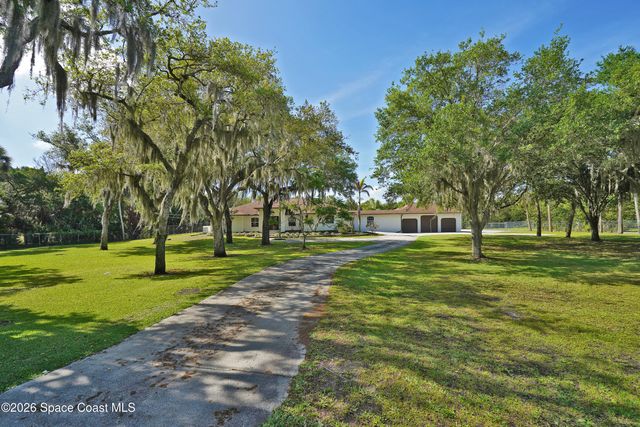 475 E Hall Road, Merritt Island, FL 32953