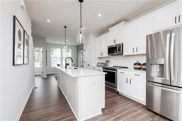 2686 Brookview NW Lane, Atlanta, GA 30318