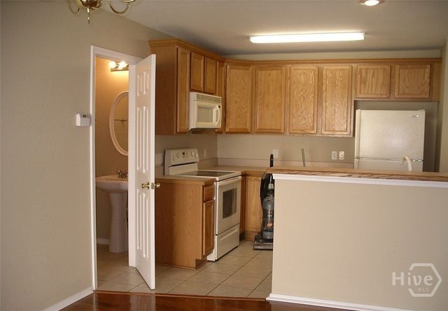 10 Ashleigh Lane, Savannah, GA 31407