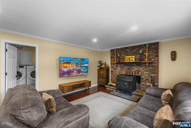6 Hillsdale Terrace, Sussex, NJ 07461