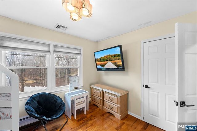 6 Hillsdale Terrace, Sussex, NJ 07461