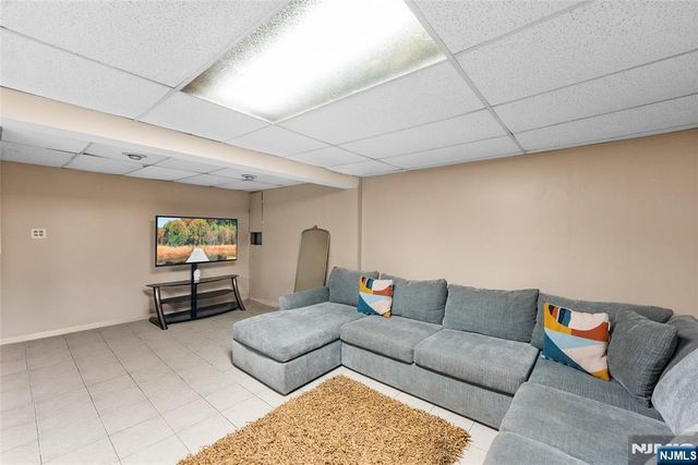 6 Hillsdale Terrace, Sussex, NJ 07461